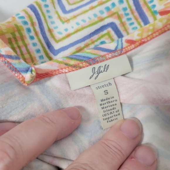 Womans J JIll Multicolor Chevron Print 3/4 Sleeve V-necks Font and Back Size Sm - Picture 7 of 11